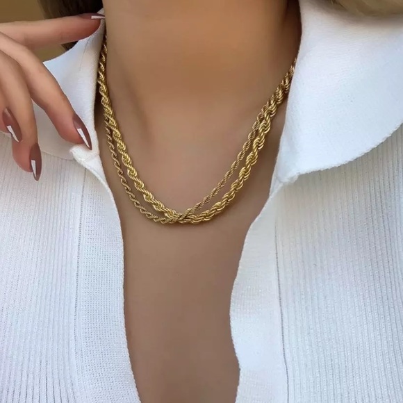 Jewelry - GP Rope Twisted Chain Layering Necklace